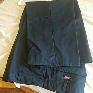 $35 Lightly used dickie pants navy blue size 34/30